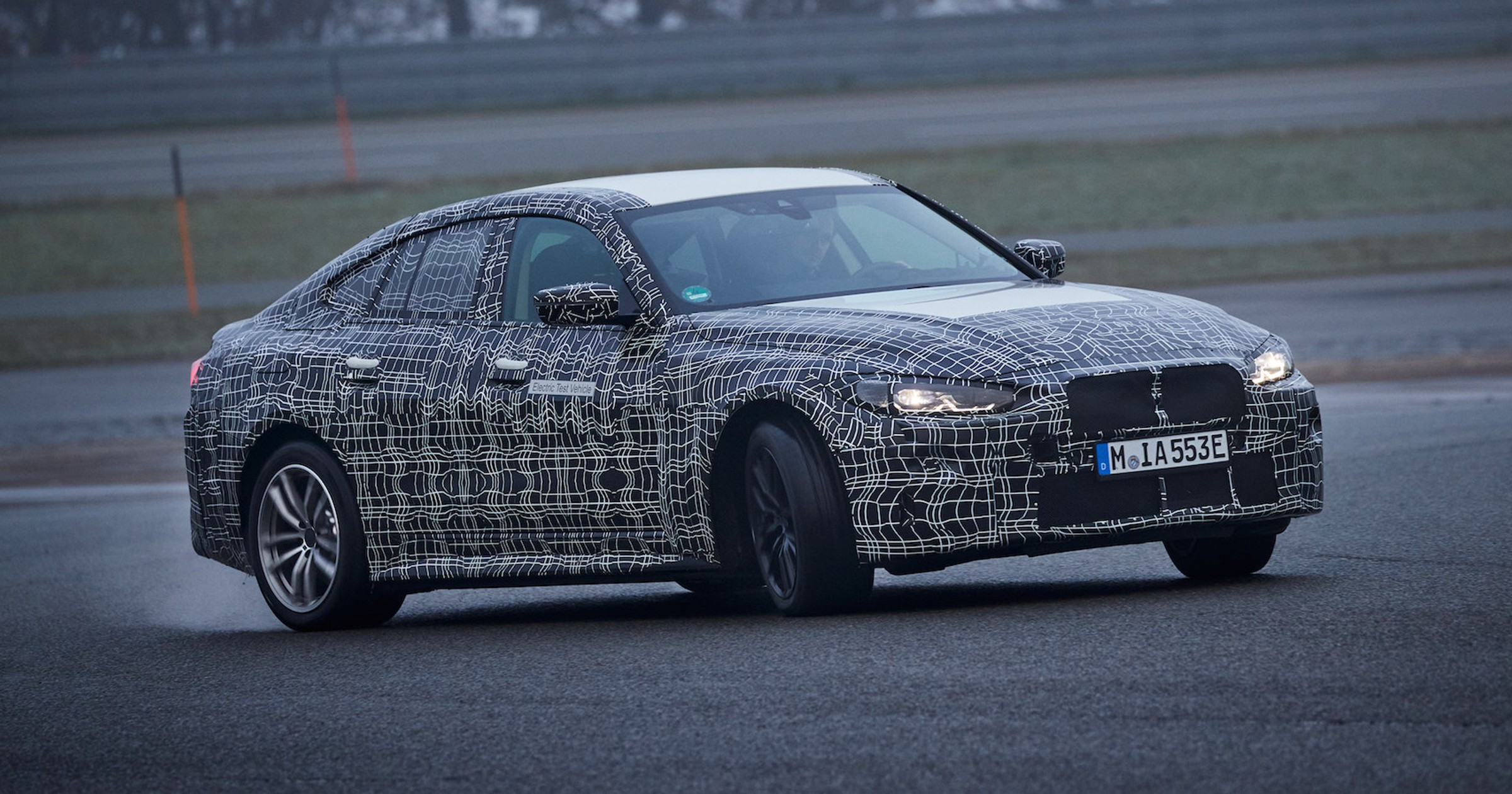 BMW i4 – ostatnie szlify na torze