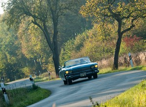 Najlepsze z dwóch światów: Cadillac kontra Mercedes