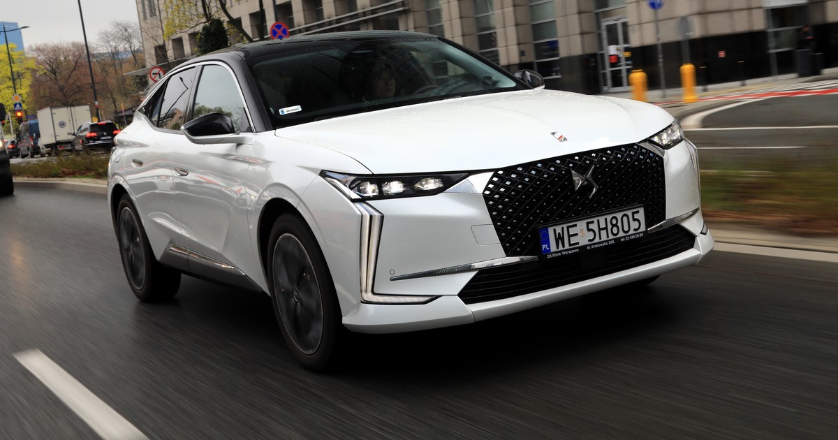 DS 4 E-Tense 225