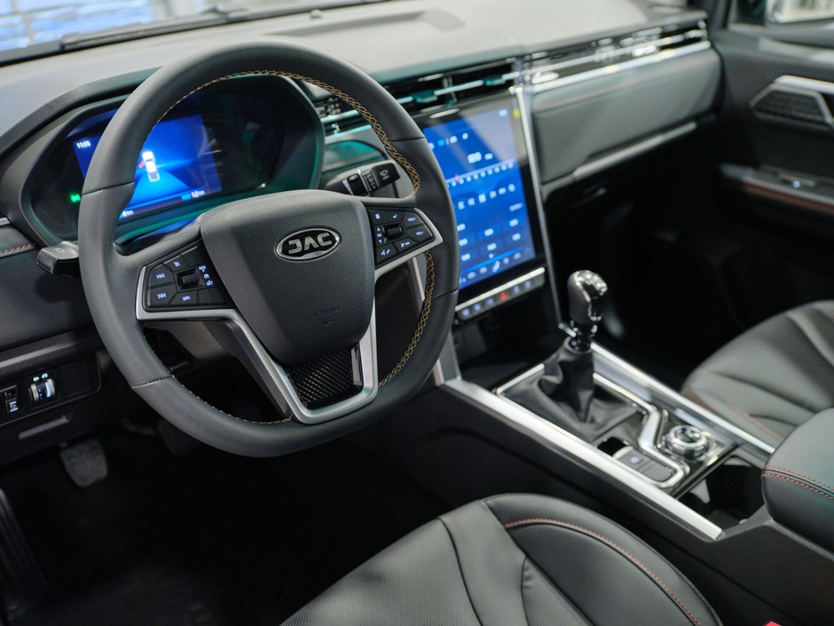 JAC T8 Pro