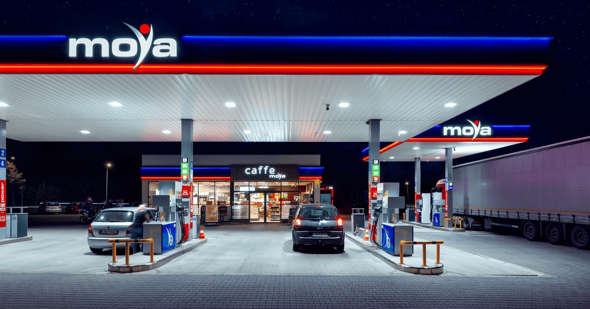 Stacja paliw Moya