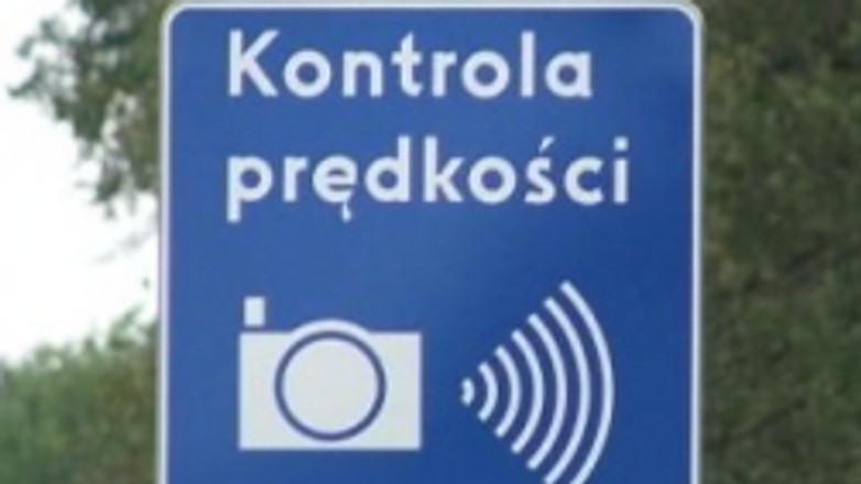 Senat przyjął zmiany w projekcie prawa o ruchu drogowym