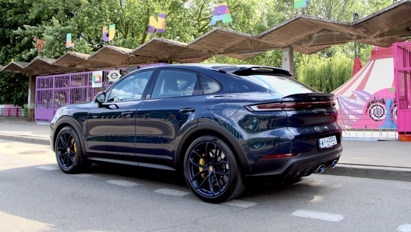 To obecnie najpopularniejsze Porsche. Przetestowałem absurdalnie mocną wersję
