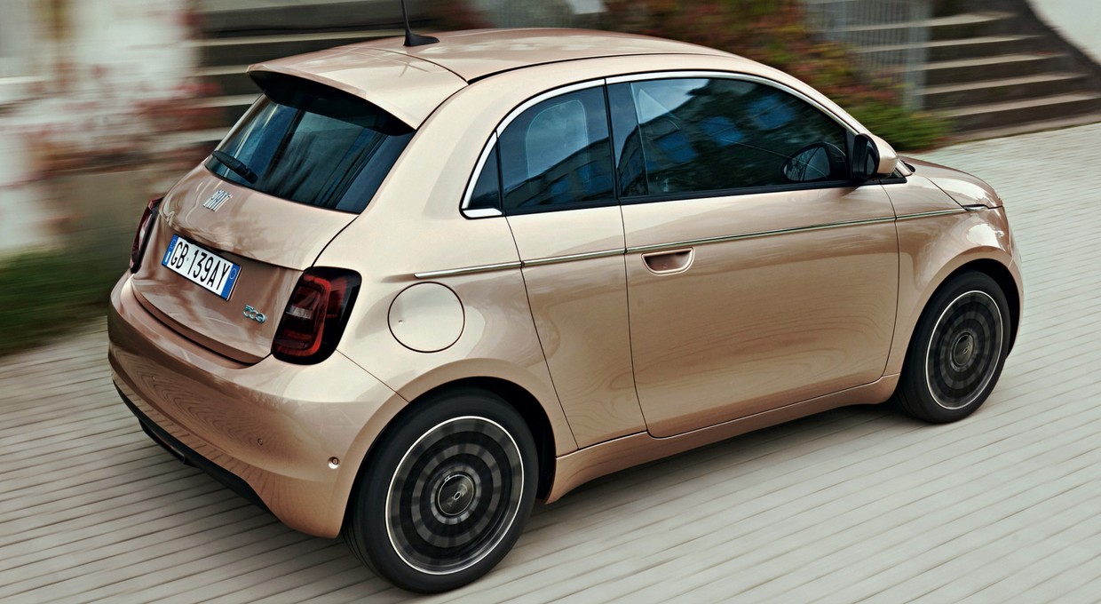 Fiat 500e 3+1 – z trojgiem drzwi jeszcze fajniej