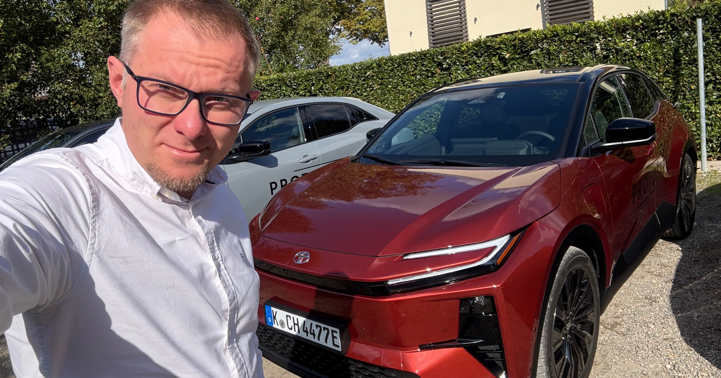 Oto jeden z pierwszych egzemplarzy nowej Toyoty C-HR+
