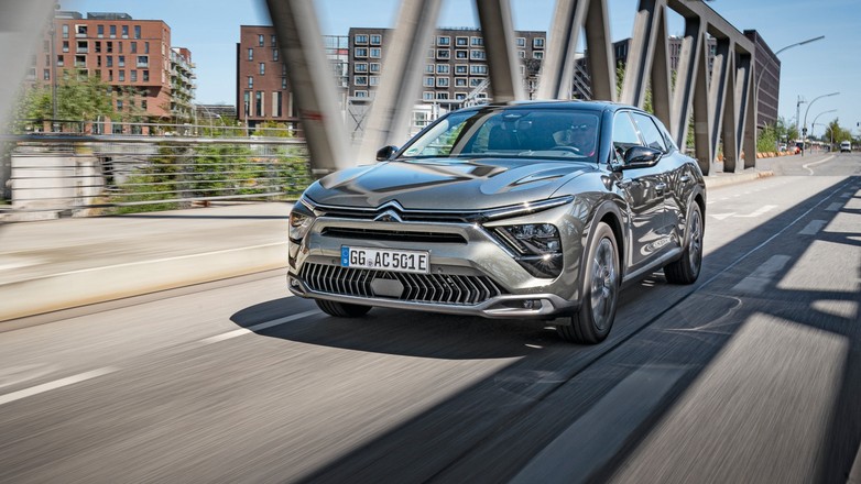 Citroen C5 X PHEV 225