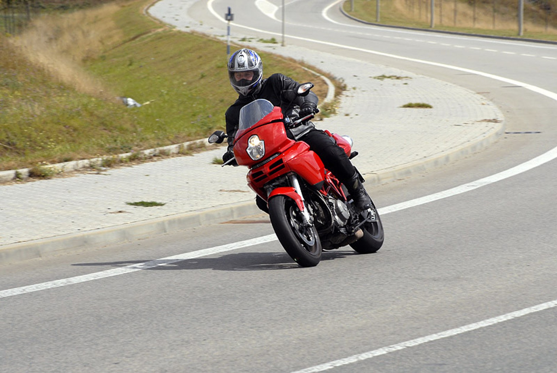 Ducati Multistrada MTS 110: włoska wspólniczka na drogi (test)