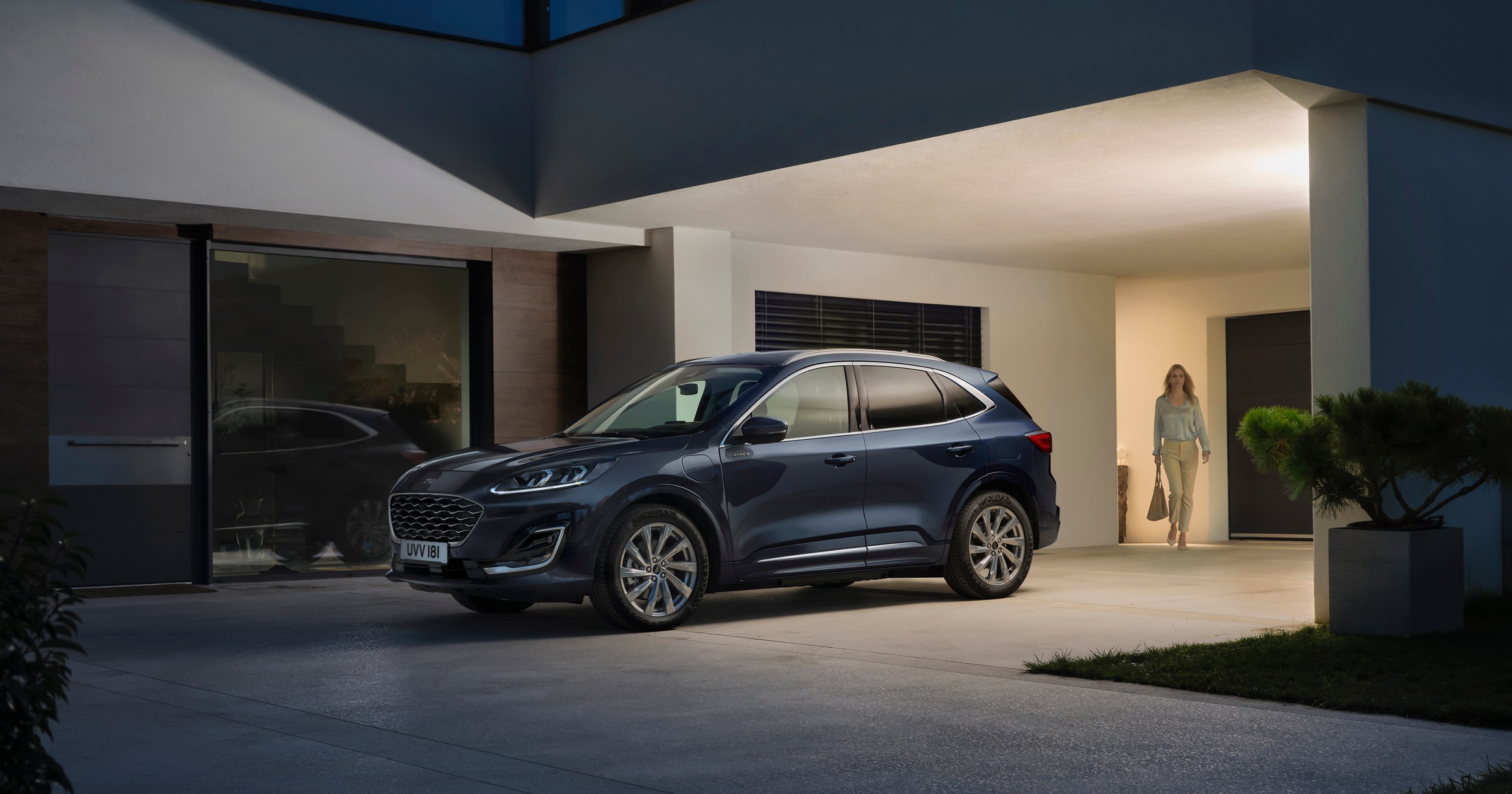FORD KUGA PHEV