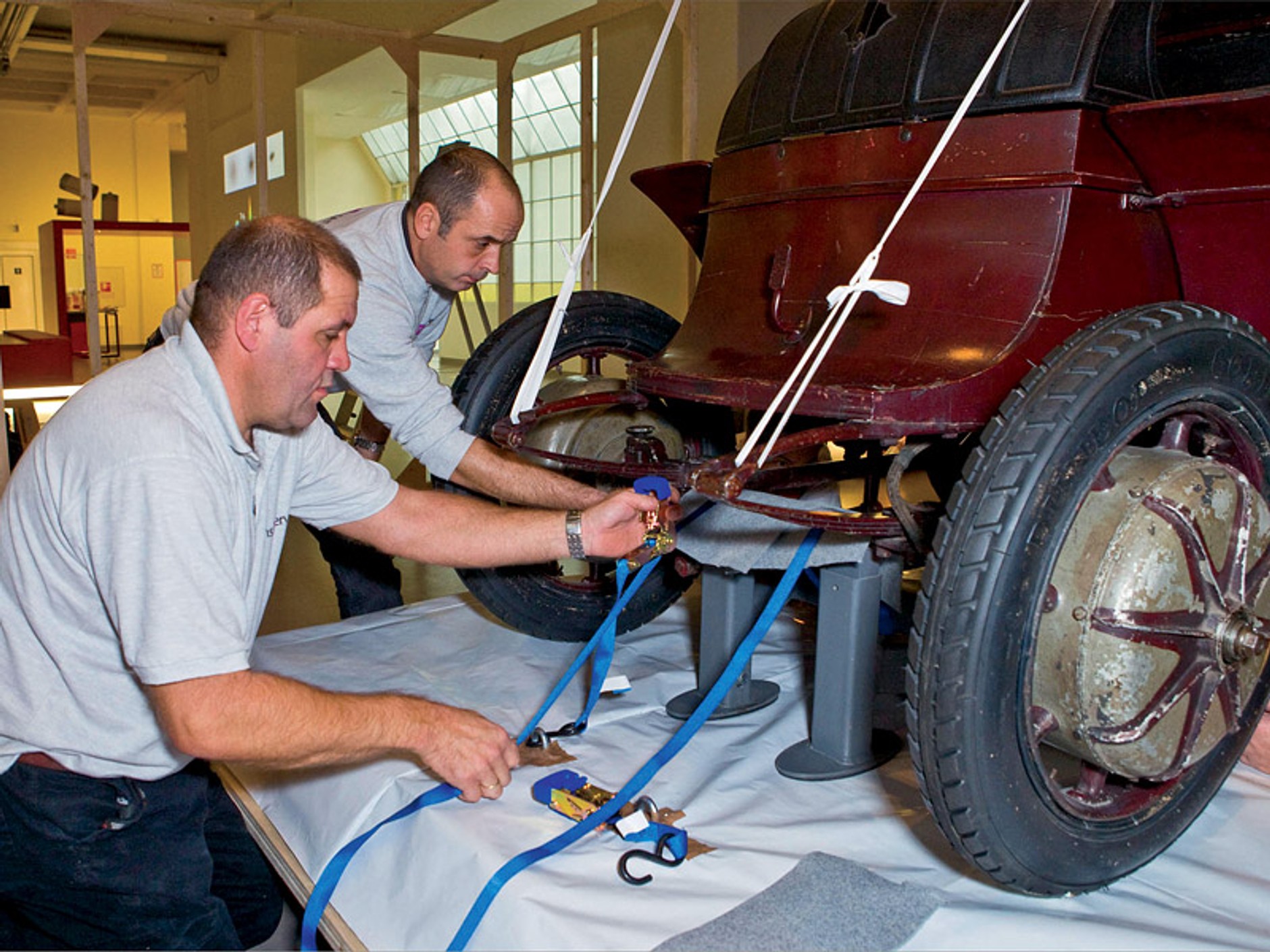 LA Auto Show 2007: Lohner-Porsche z roku 1900