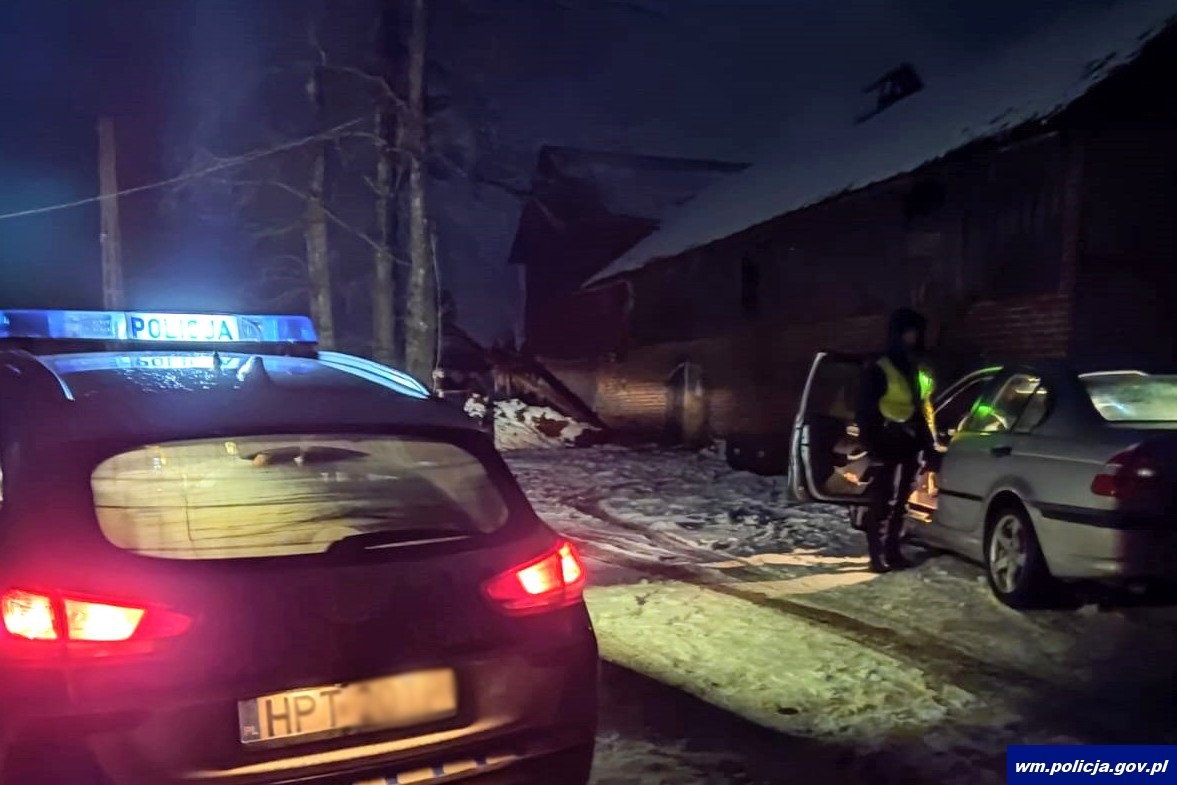 Po pościgu policjanci zatrzymali 17-letniego kierowcę BMW