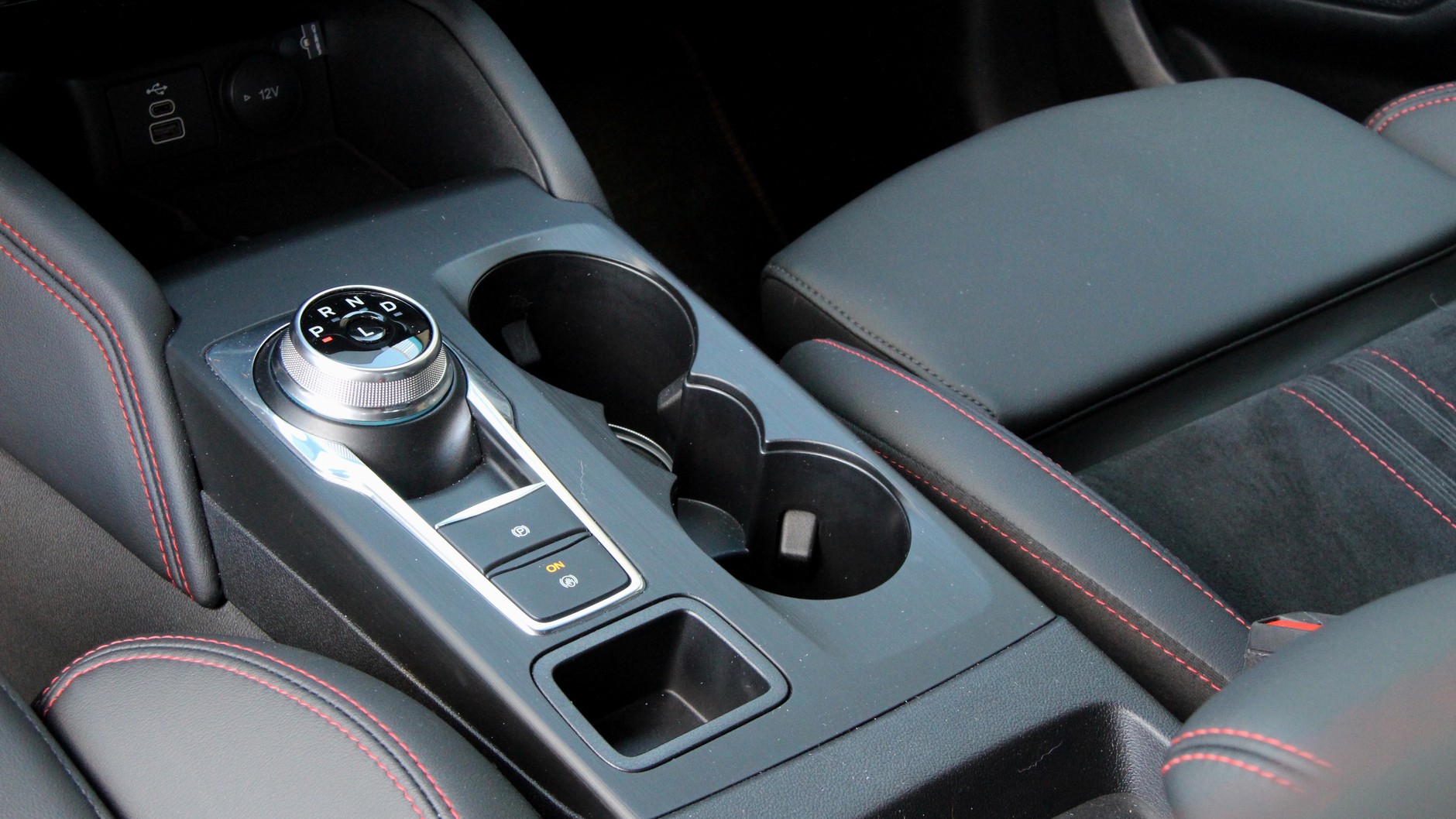 Ford Kuga 2.5 FHEV ST Line X