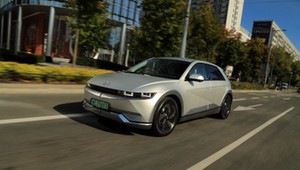 Hyundai IONIQ 5 73 kWh 2WD – naładowany pomysłami
