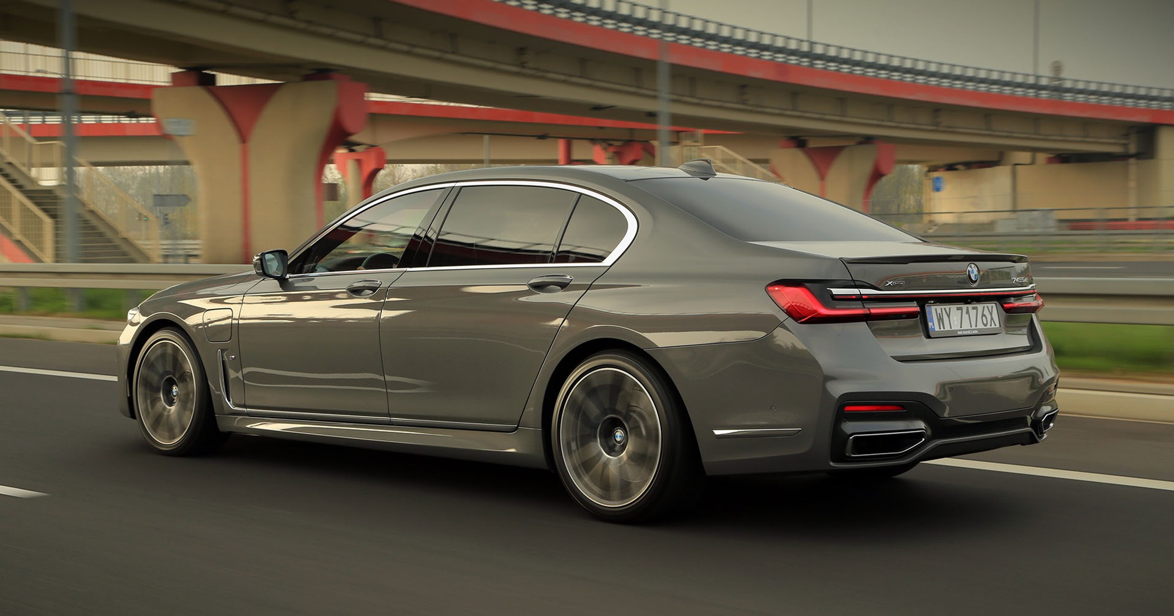 BMW 745Le XDrive - czy warto zazdrościć prezesom?