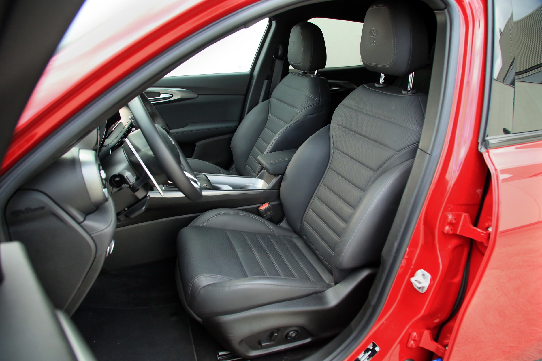 Alfa Romeo Tonale 1.5 T4 130 KM +20 EV 2022 1. generacja