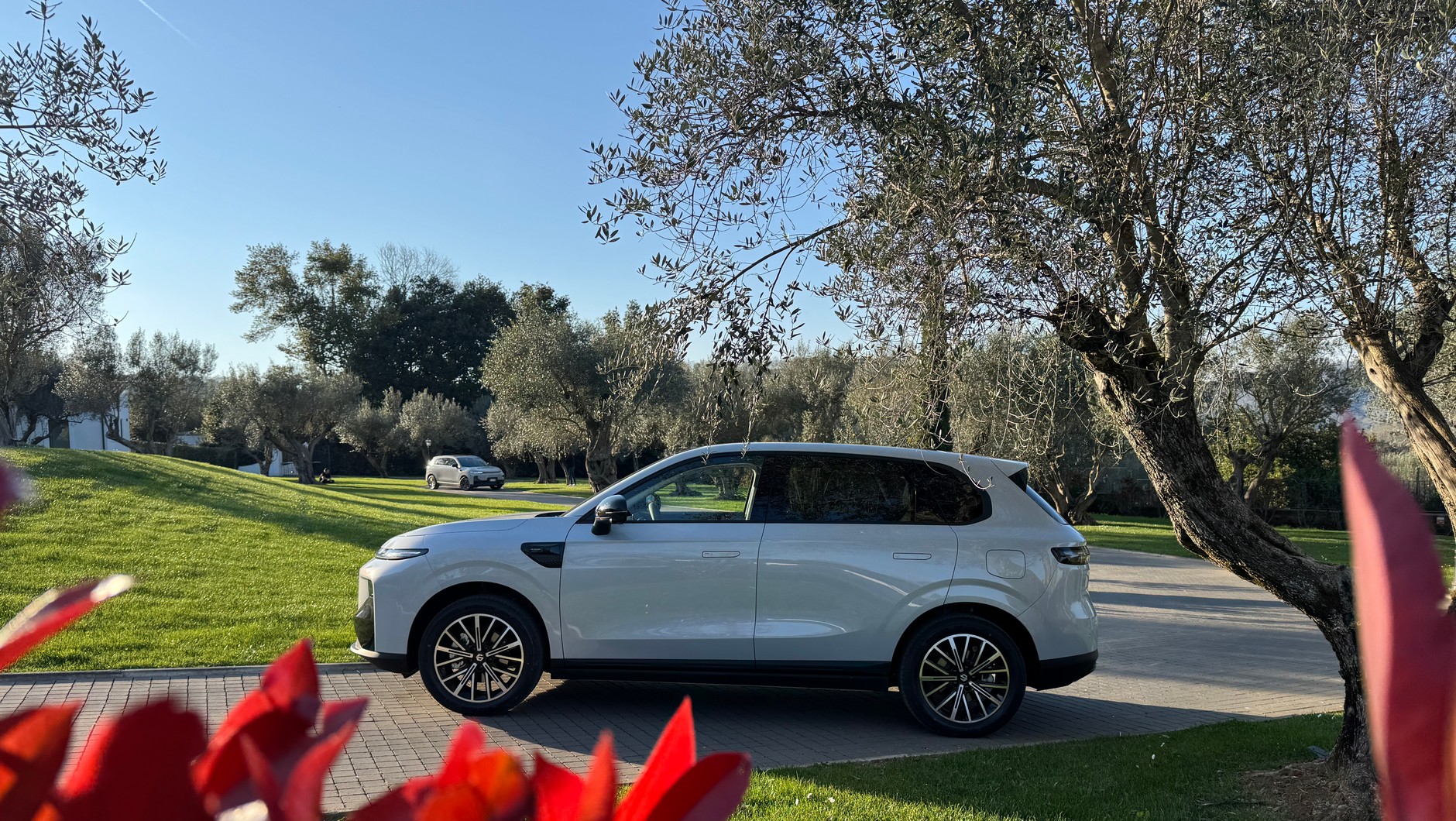 Leapmotor B10 Hybrid EV
