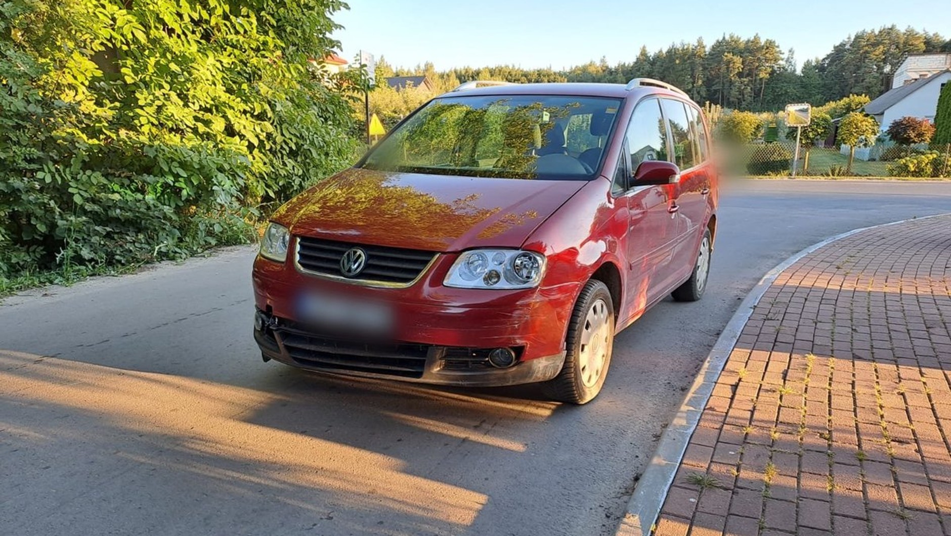 Policjanci dostali zgłoszenie. Kierowca VW "wracał do domu"