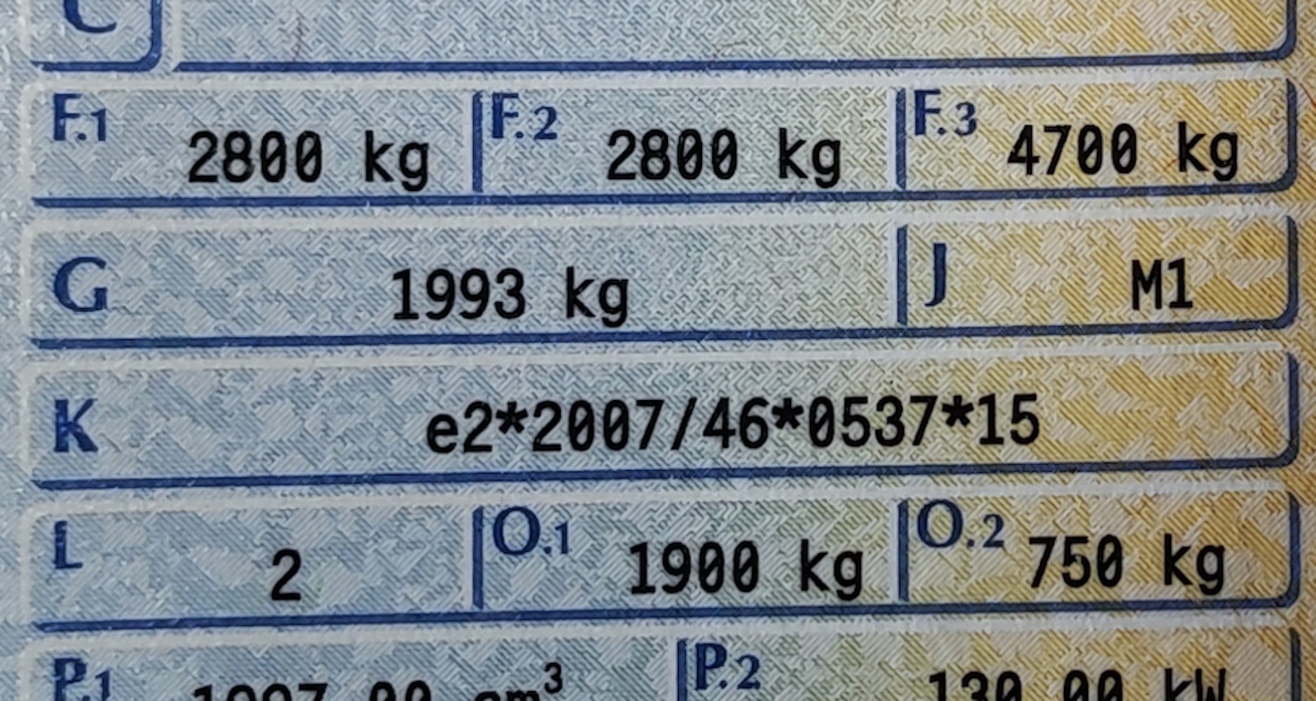 W tych rubrykach dowodu rejestracyjnego zapisane są podstawowe dane dotyczące jego możliwości transportowych.