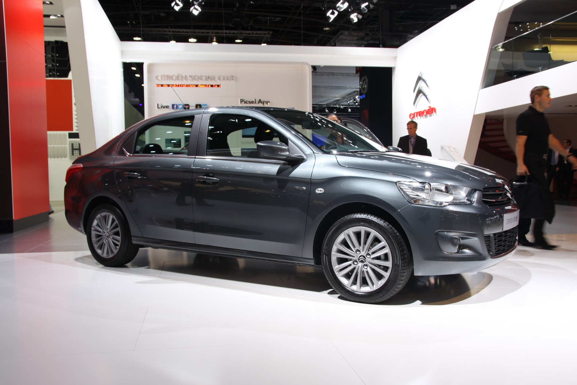 Citroen C-Elysee (Paryż 2012)