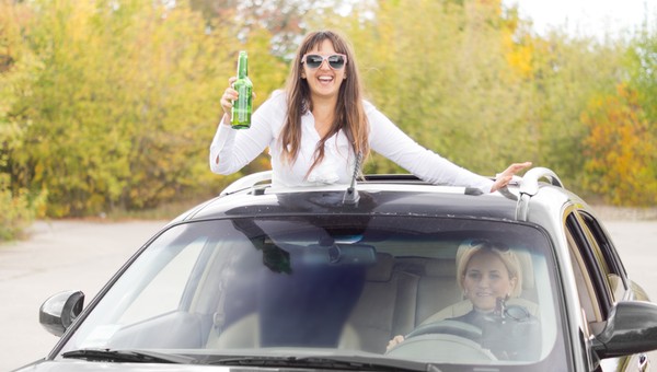Czy pasażer może dostać mandat za alkohol? Wyjaśniamy