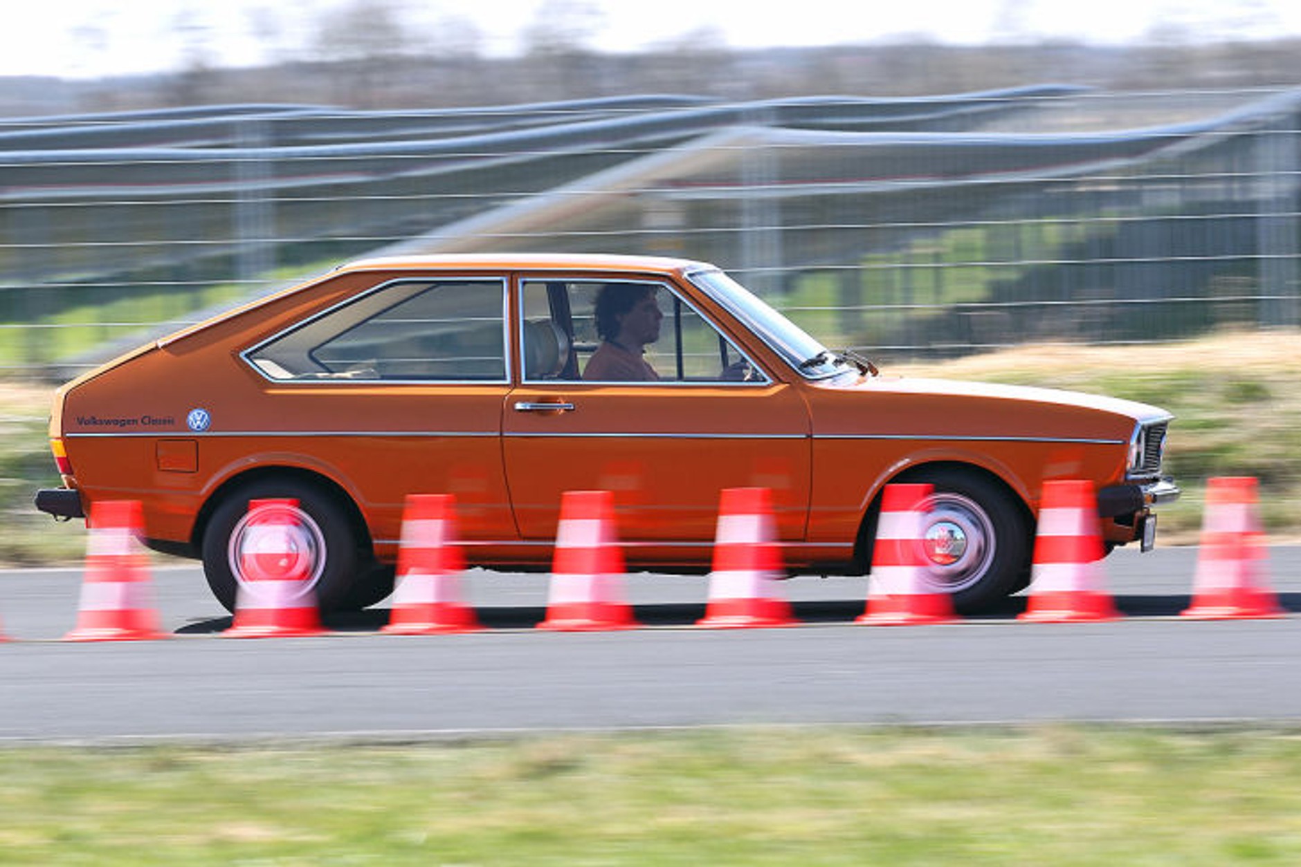 Te wspaniałe lata siedemdziesiąte: Audi 80 GL VW Passat Opel Ascona 1.6 Ford Taunus 1600 GXL