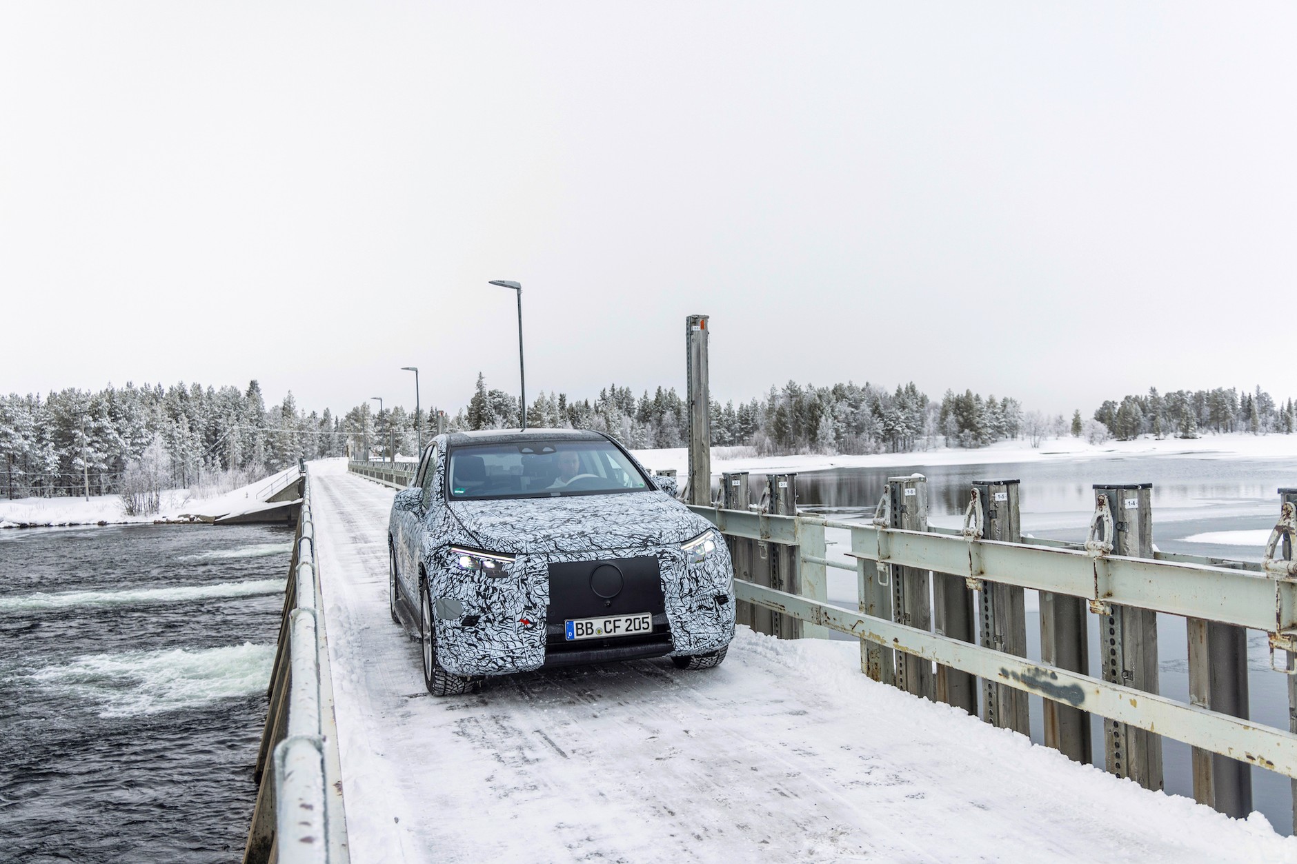 Mercedes EQS SUV