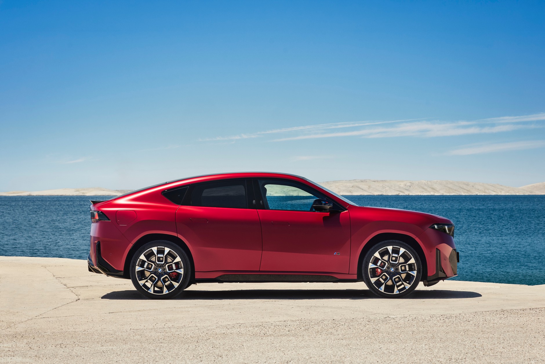 Nowe BMW iX4