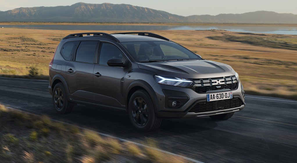 Dacia Jogger Hybrid 140 (2023)