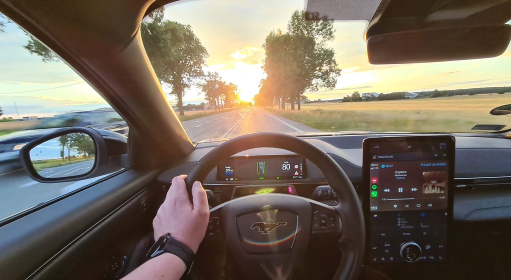 Ford Mustang Mach-E AWD 98 kWh