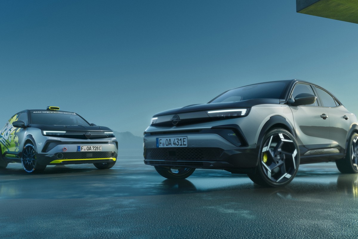 Opel dotrzymał słowa o sportowej Mokce GSE. Mamy zdjęcia i pierwsze informacje