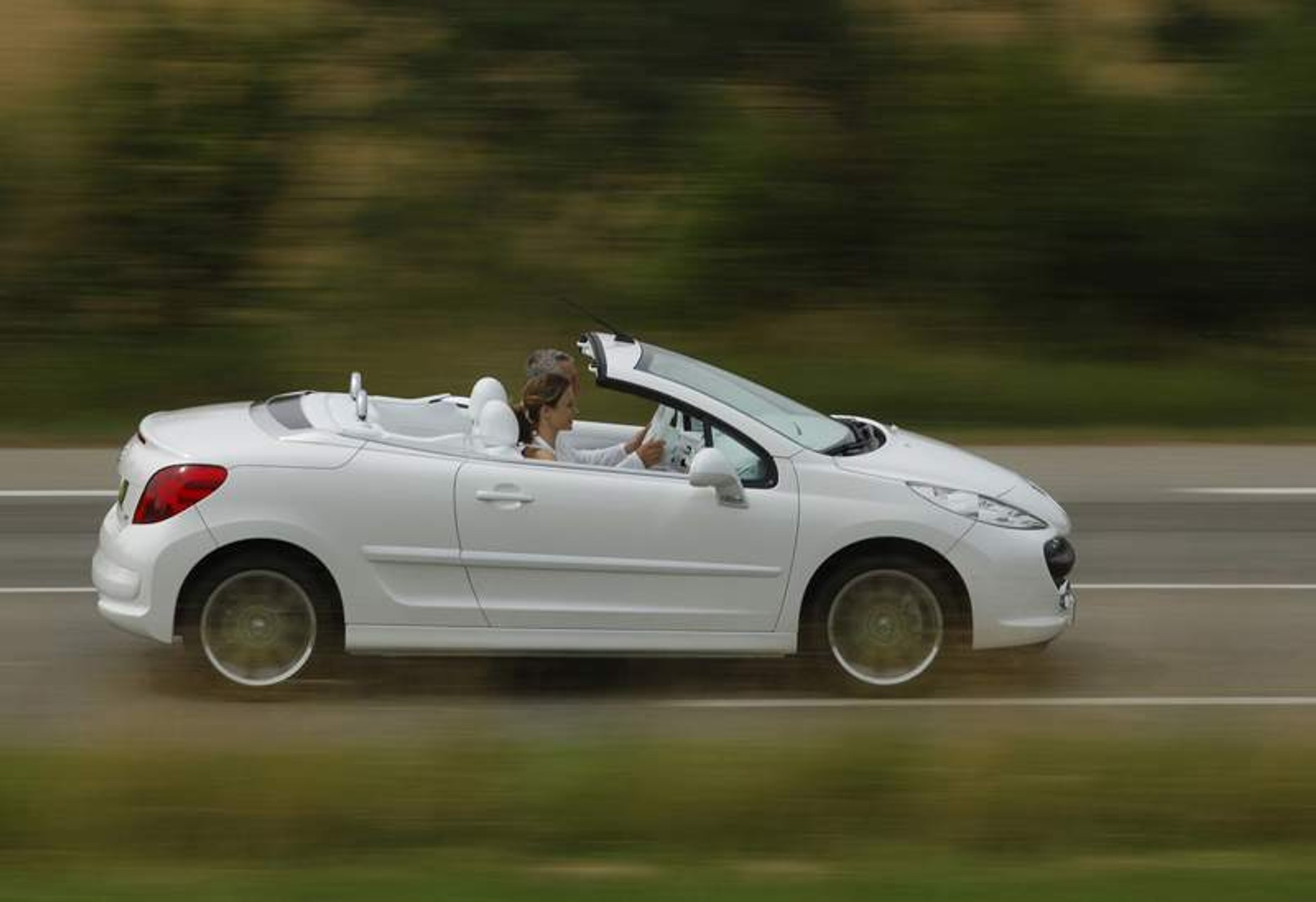 206 CC a 307 CC: Peugeot wyprodukował pół miliona coupe-cabrio