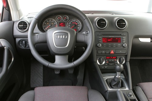 A3 2.0 TFSI Quattro - 3-drzwiowe anty-GTI