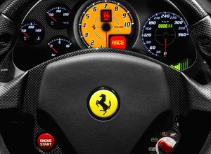 Ferrari, Aston Martin i Maserati z licytacji skarbówki okazały się wrakami