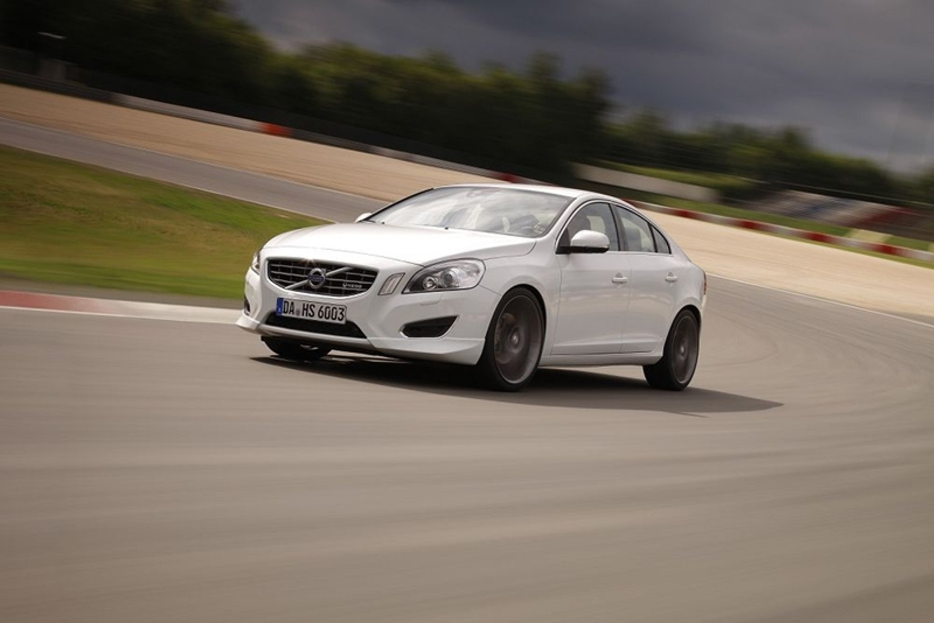 Volvo S60 – zły dotyk Heico boli całą drogę