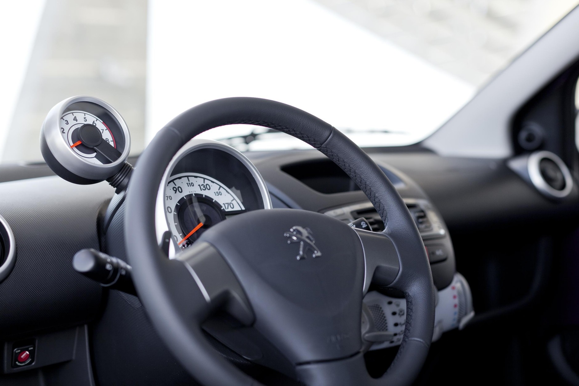 Nowe bliźniaki: Citroen C1 i Peugeot 107