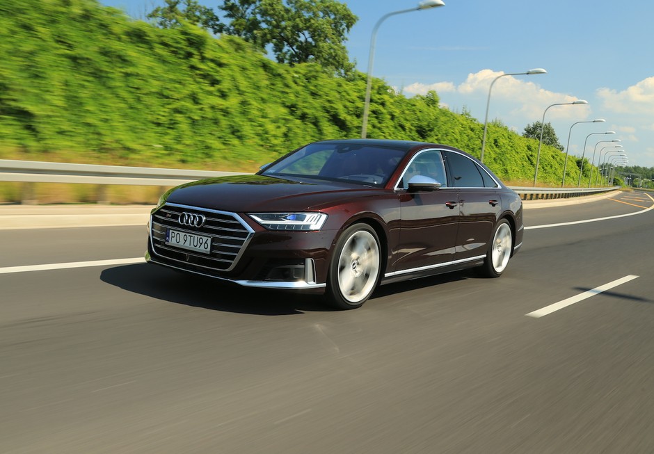 Audi S8