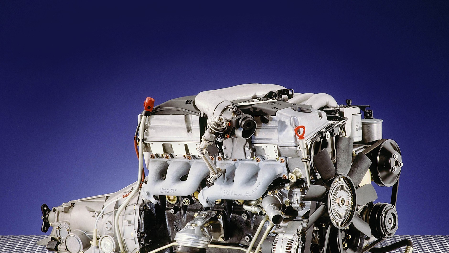Silnik OM606 – bez turbosprężarki to tylko ospały, solidny diesel. Z potężnym doładowaniem, np. z turbiną z ciężarówki i ze zmienionym układem wtryskowym, z łatwością rozwija kilkaset koni.
