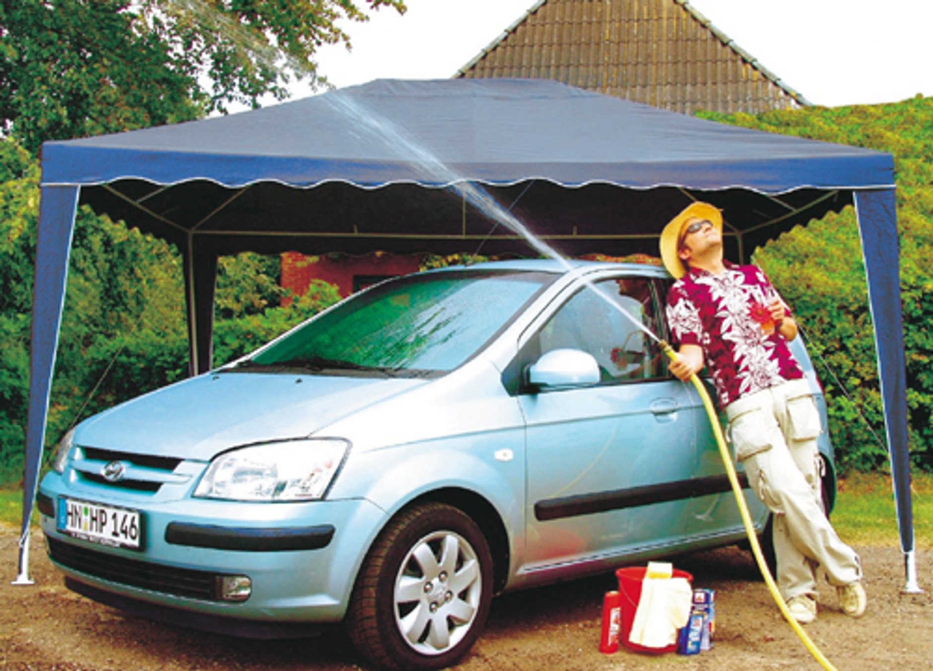 Jak podróżować w upalne dni?