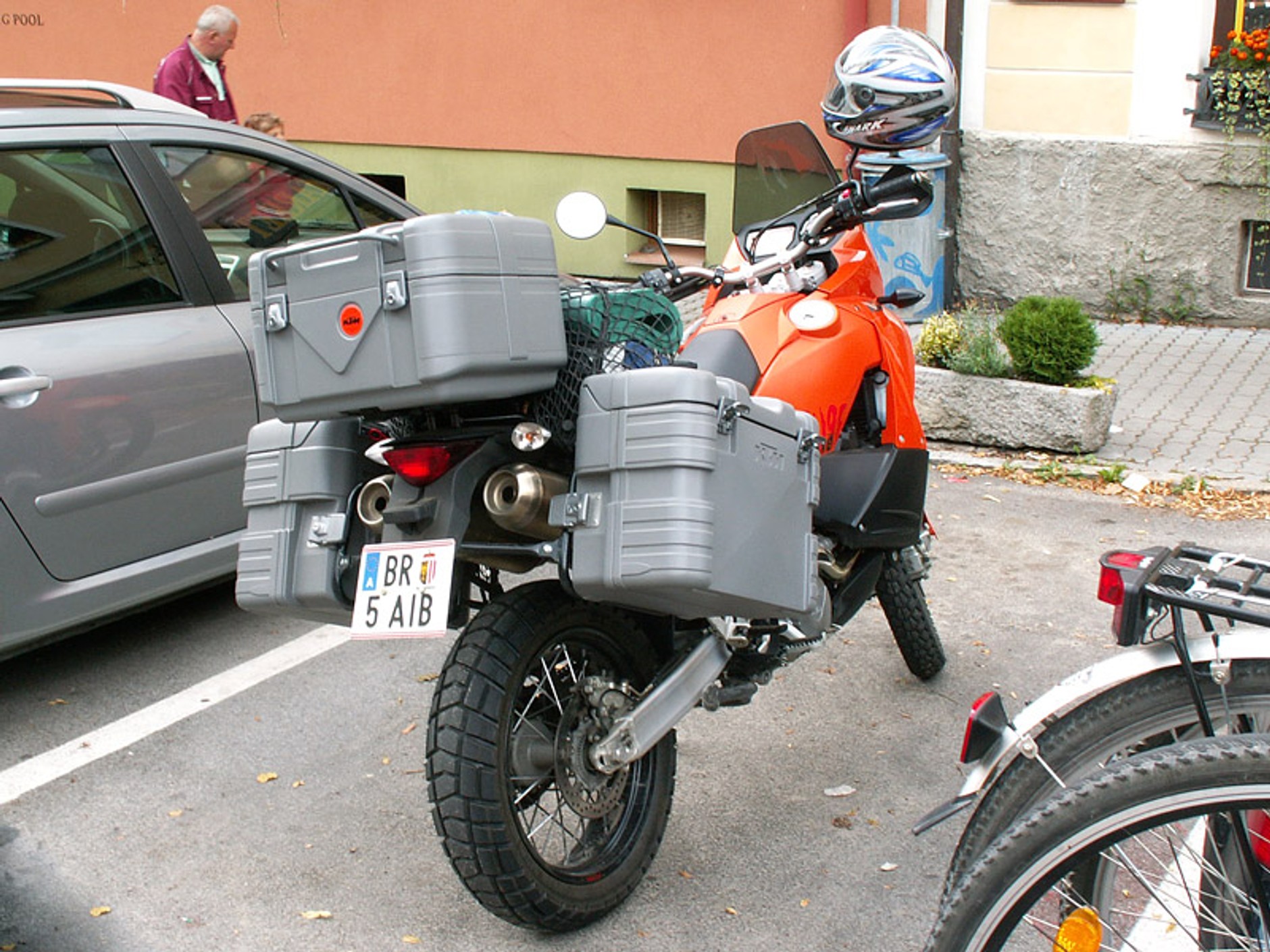 KTM 990 Adventure ABS: SUV na dwóch kołach