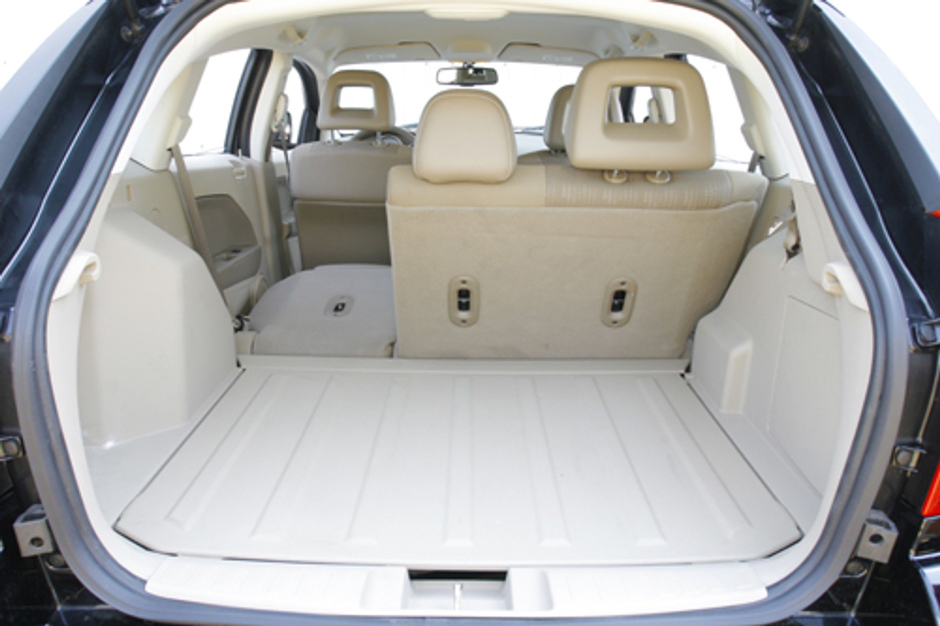 Dodge Caliber 2.0 SXT - Niepokorny debiutant