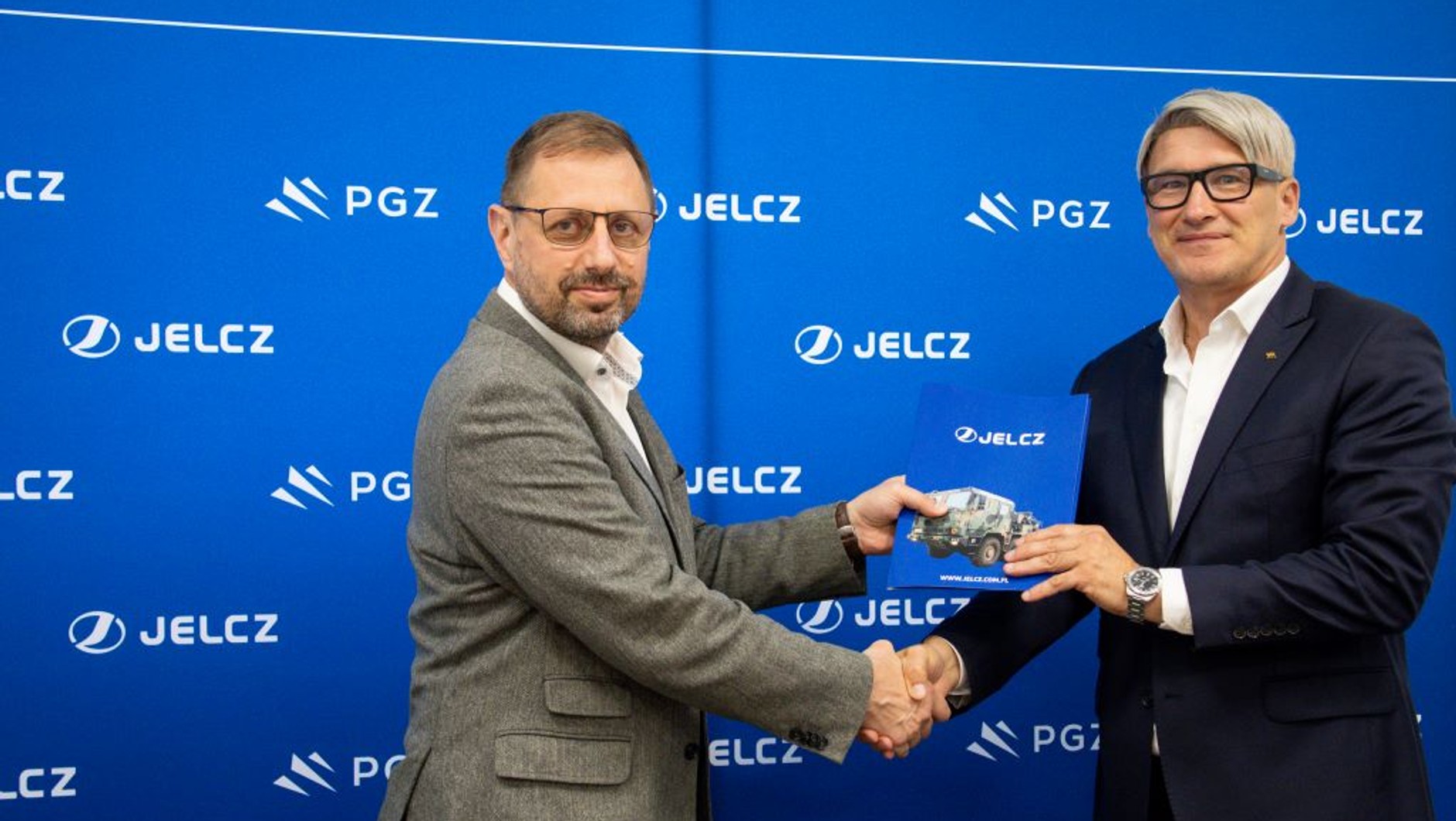 spółka Jelcz Sp. z o.o oraz Wielton Defence Sp. z o.o. podpisały umowę w zakresie świadczenia kooperacji usług montażowo-produkcyjnych