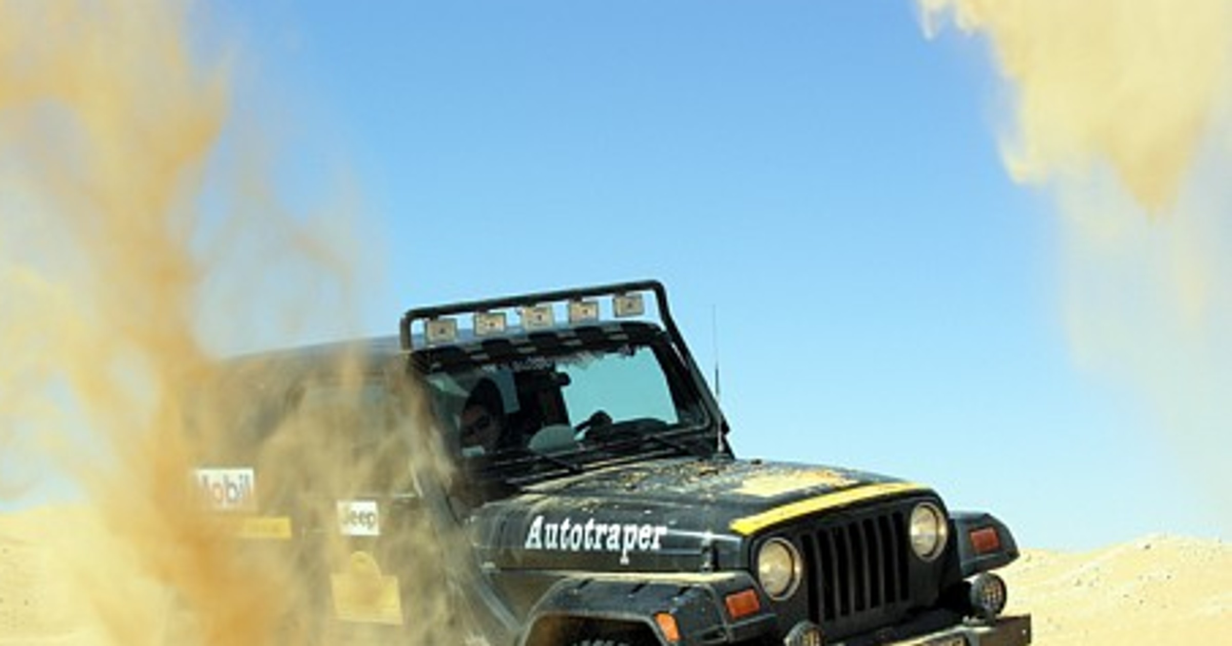 Mistrz 4x4 na piaskach Sahary
