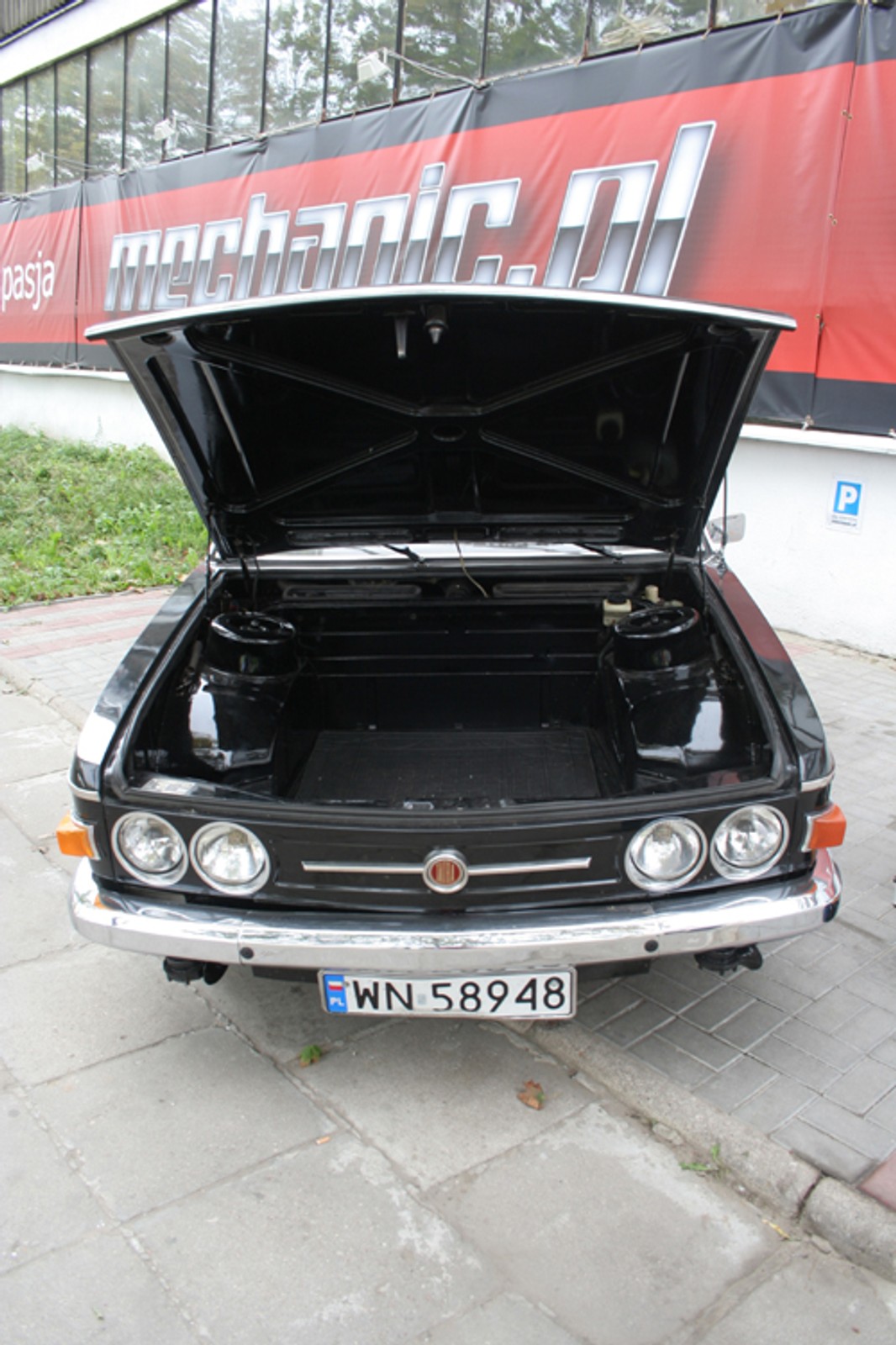 Tatra 613 - Czeski luksus we włoskiej skórze