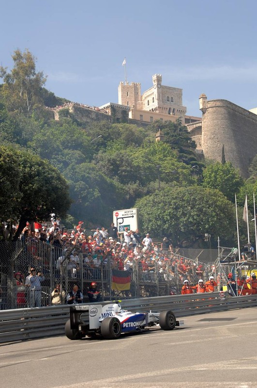 Grand Prix Monaco 2009: Button królem, Kubica w garażu (fotogaleria)