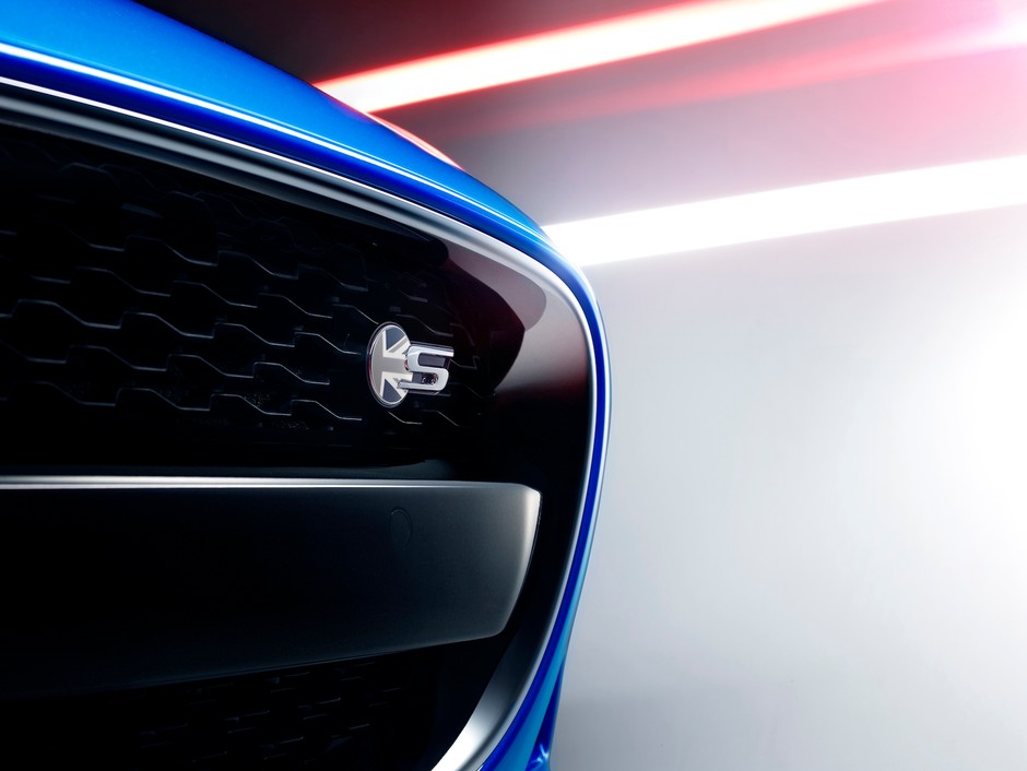Jaguar F-Type British Design Edition