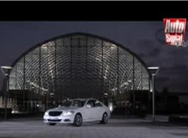 Mercedes Klasy S: Na szczęście nadal potrzebuje kierowcy!