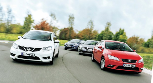 Hyundai i30 kontra Nissan Pulsar, Renault Megane, Seat Leon - Nissan wraca do klasy kompaktów