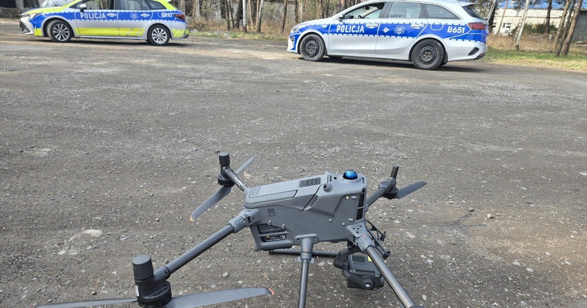 Policyjny dron wykorzystywany do łapania kierowców