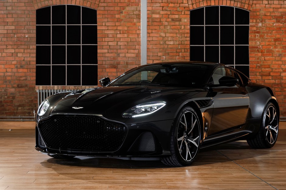 Aston Martin na aukcji z okazji 60-lecia Jamesa Bonda