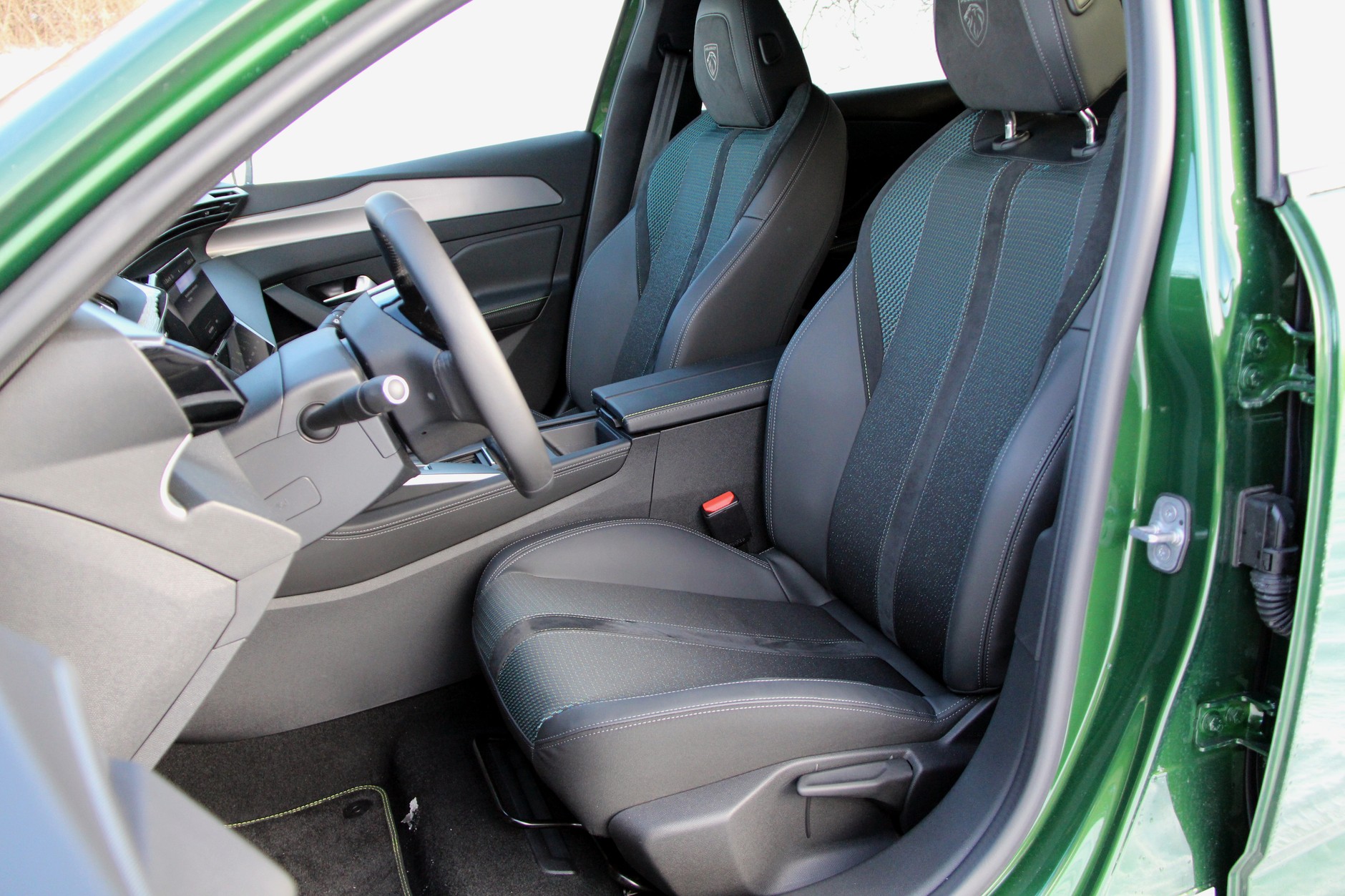 Peugeot E-308 First Edition
