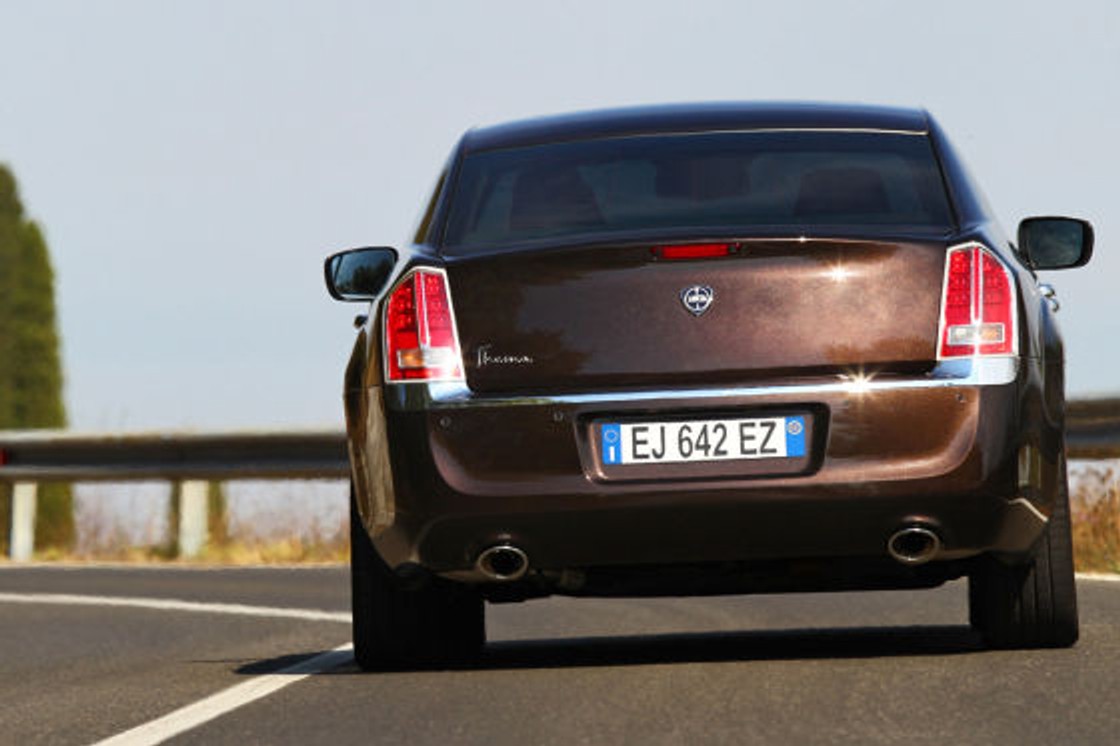 Amerykańska Lancia Thema